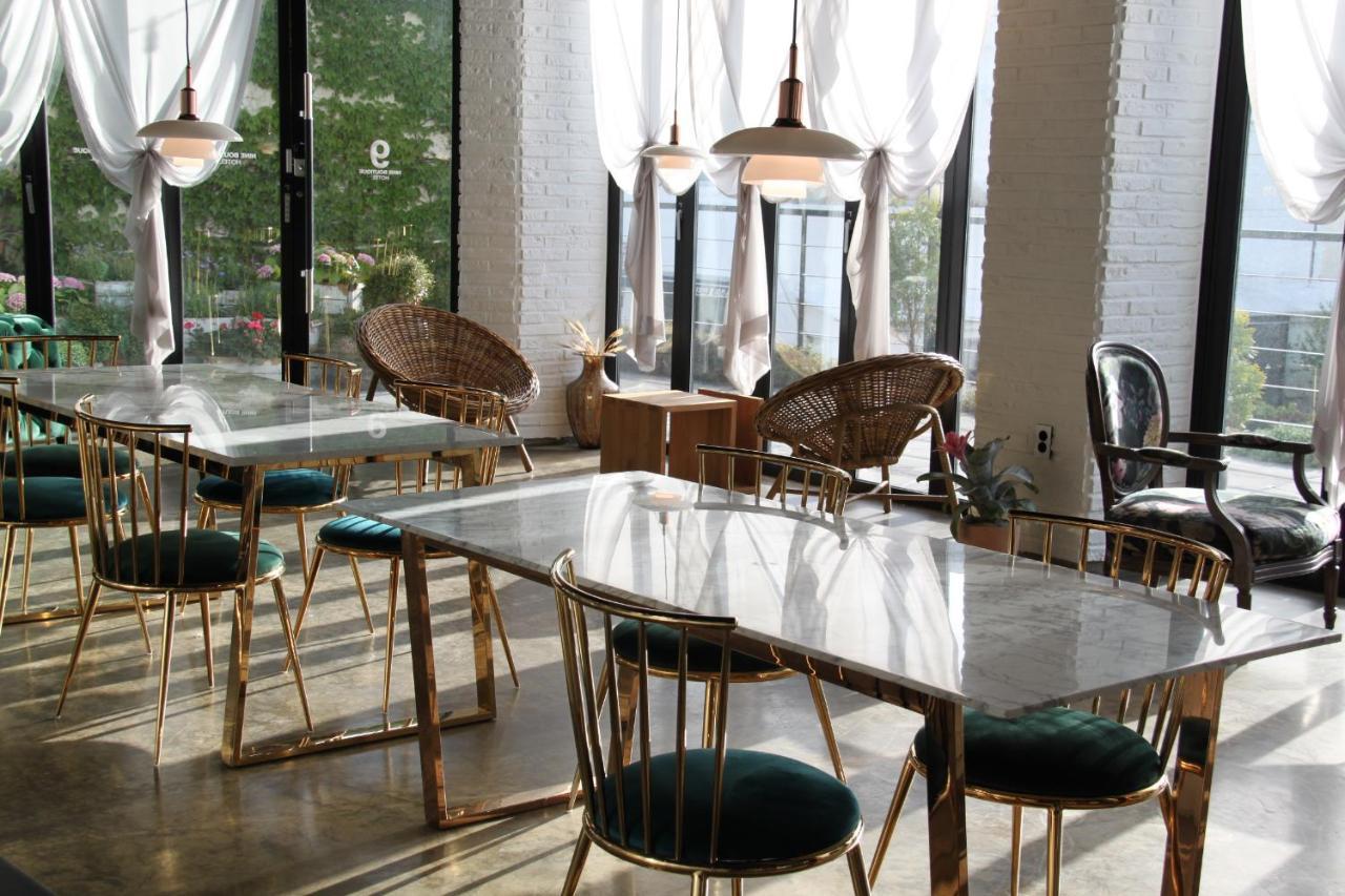 Nine Boutique Hotel Seogwipo Exterior photo